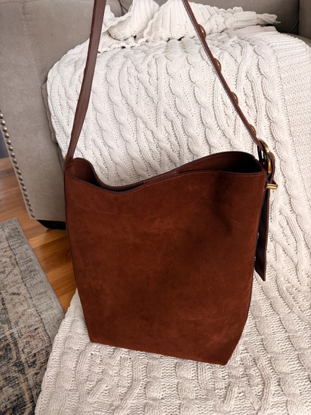 Madewell Suede Bucket Bag with Gold-Stud Shoulder Strap - Picture 2 of 8